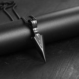 New Fashion Arrow Necklace for Men Black Metal Punk POP Cross Pendant Necklace Trendy Simple Chain Jewelry Gift collar hombre